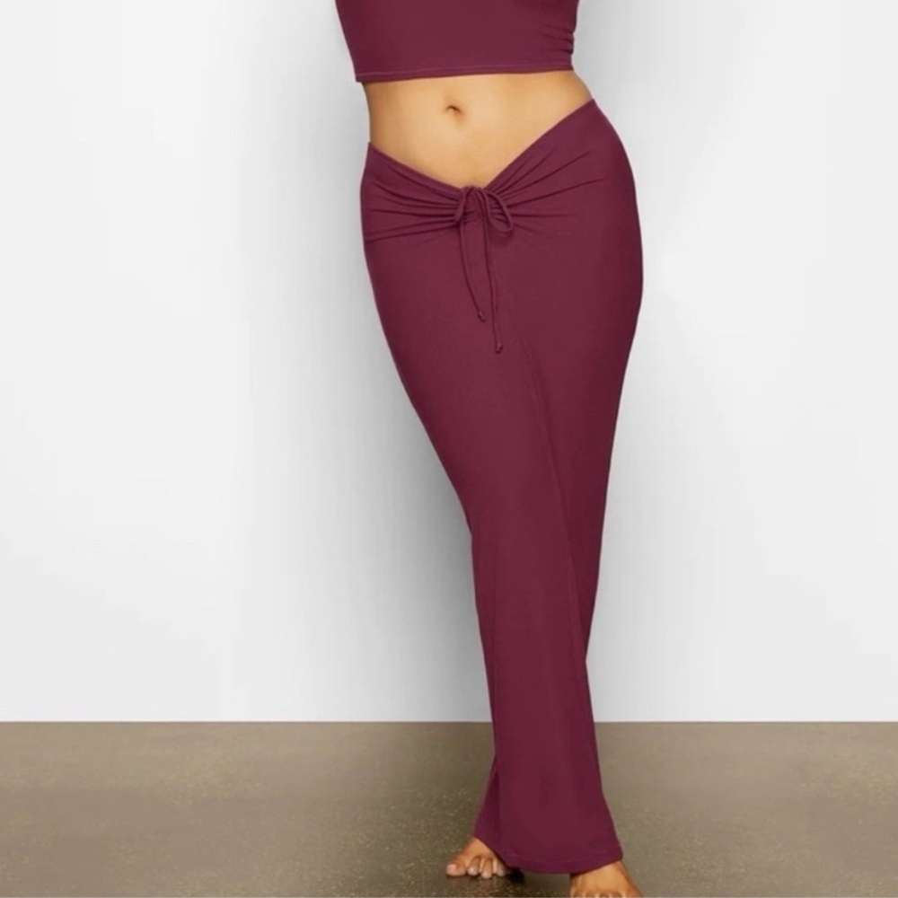 SKIMS Soft Lounge Wine Maxi Skirt